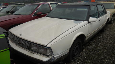 Oldsmobile Regency | Studio Picture Vehicles